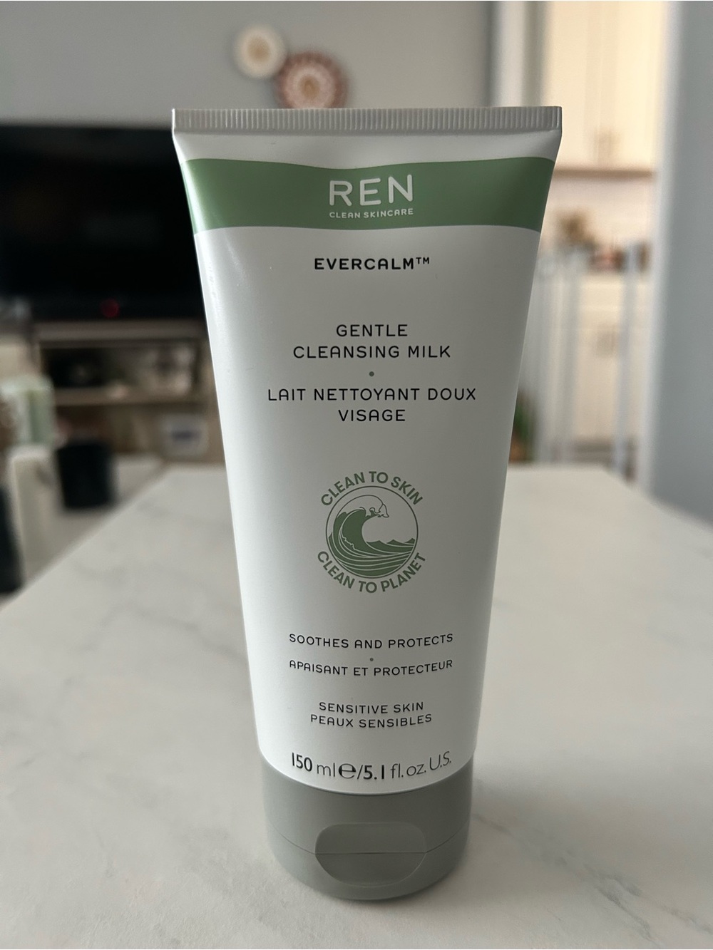 REN Evercalm Gentle Cleansing Milk — Green